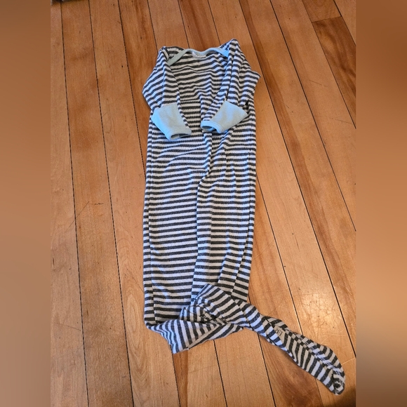 Lulu and Roo - Picture 2 of 3